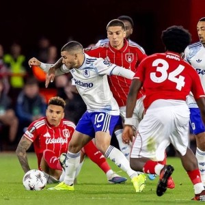 1-0！欧联杯德比战爆冷，英超保级队终结维拉9连胜，进决赛占先机