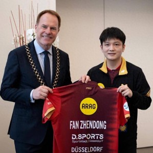 刘国梁也没想到，一场德甲首秀发布会，竟暴露樊振东真实地位