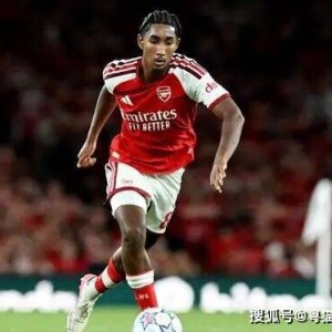 主力伤退逼出真神！阿森纳 16 岁小孩哥一战打响，塔帅：他随时能首发