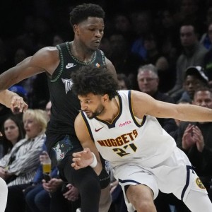 约基奇26中7爱德华兹17分 掘金不敌森林狼总分1-2