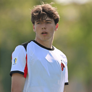 意甲：维罗纳vsAC米兰，谁能重返胜轨？