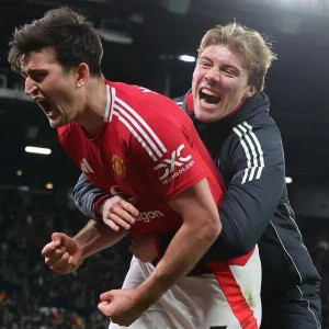 曼联夏窗中场重建锁定4大目标！2中场+1后卫，皇马核心成最难拼图！