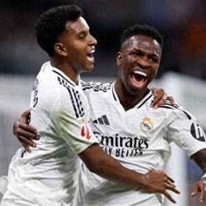 从争冠到保颜面！皇马9连杀弱旅背后的崩塌，阿韦洛亚只剩更衣室演讲？